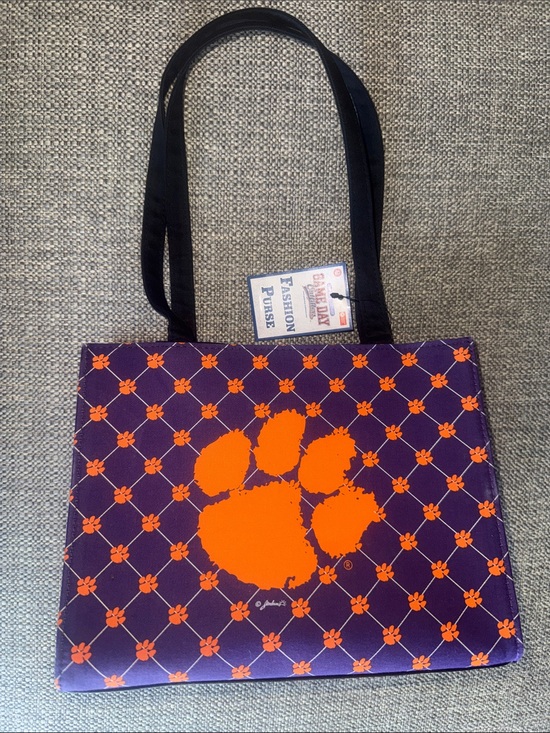 game day outfitters Handbags - Clemson Tigers NWT